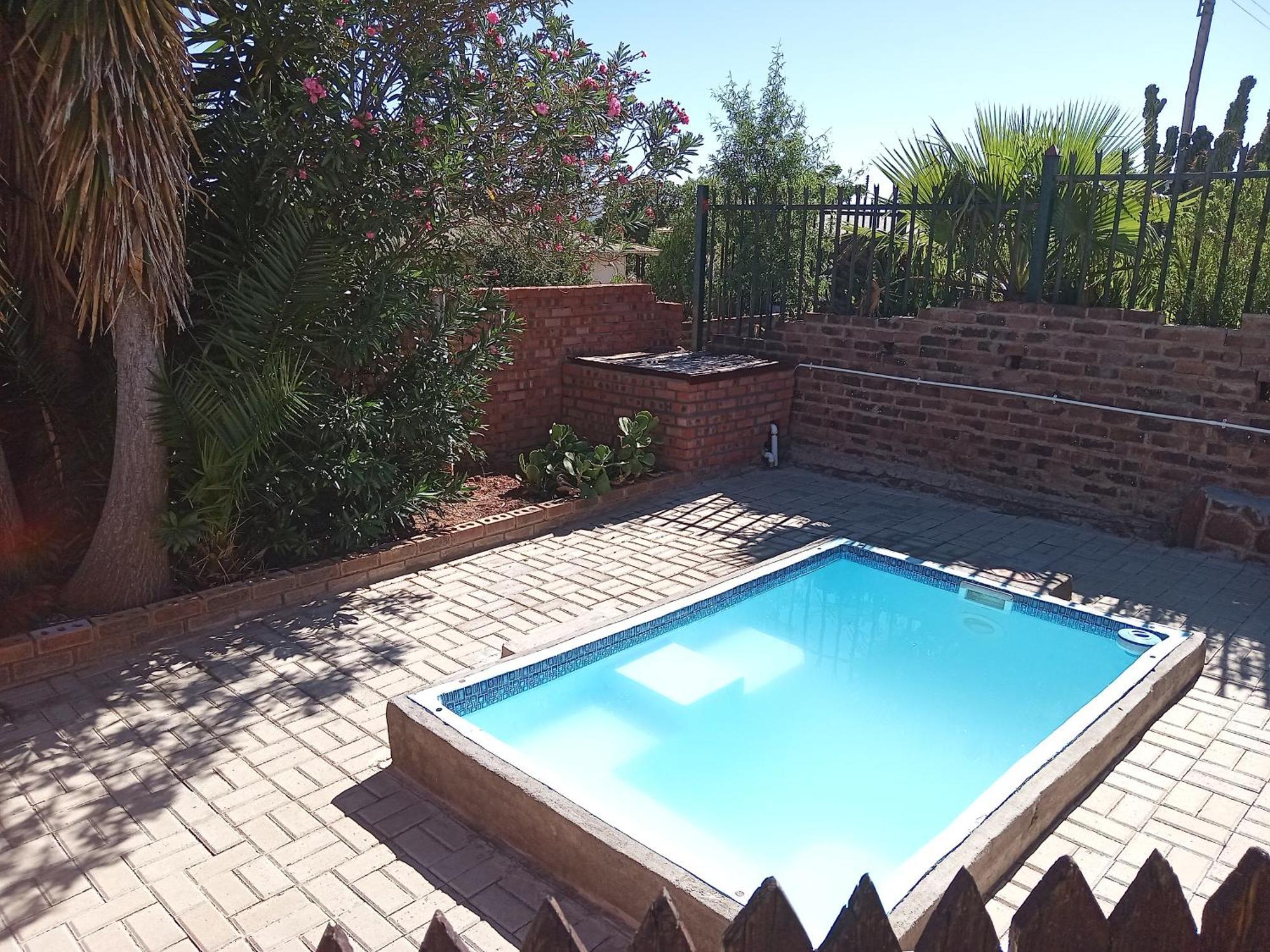 Sunrose Group Of Guesthouses Gariepdam Bagian luar foto