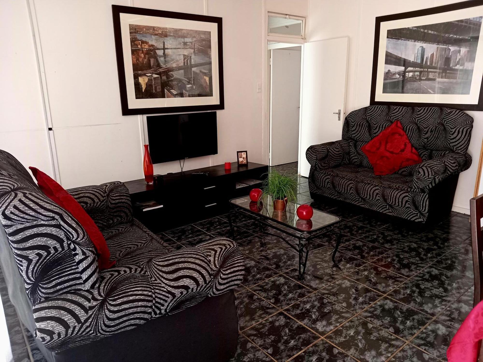 Sunrose Group Of Guesthouses Gariepdam Bagian luar foto